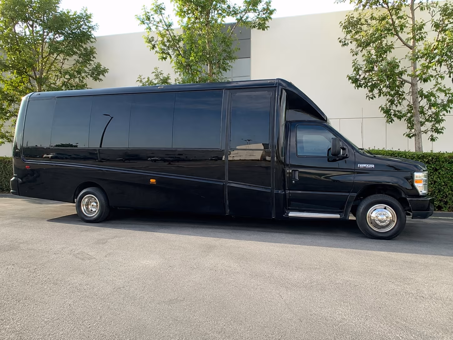 conference and convention buses for mckinney corporate events