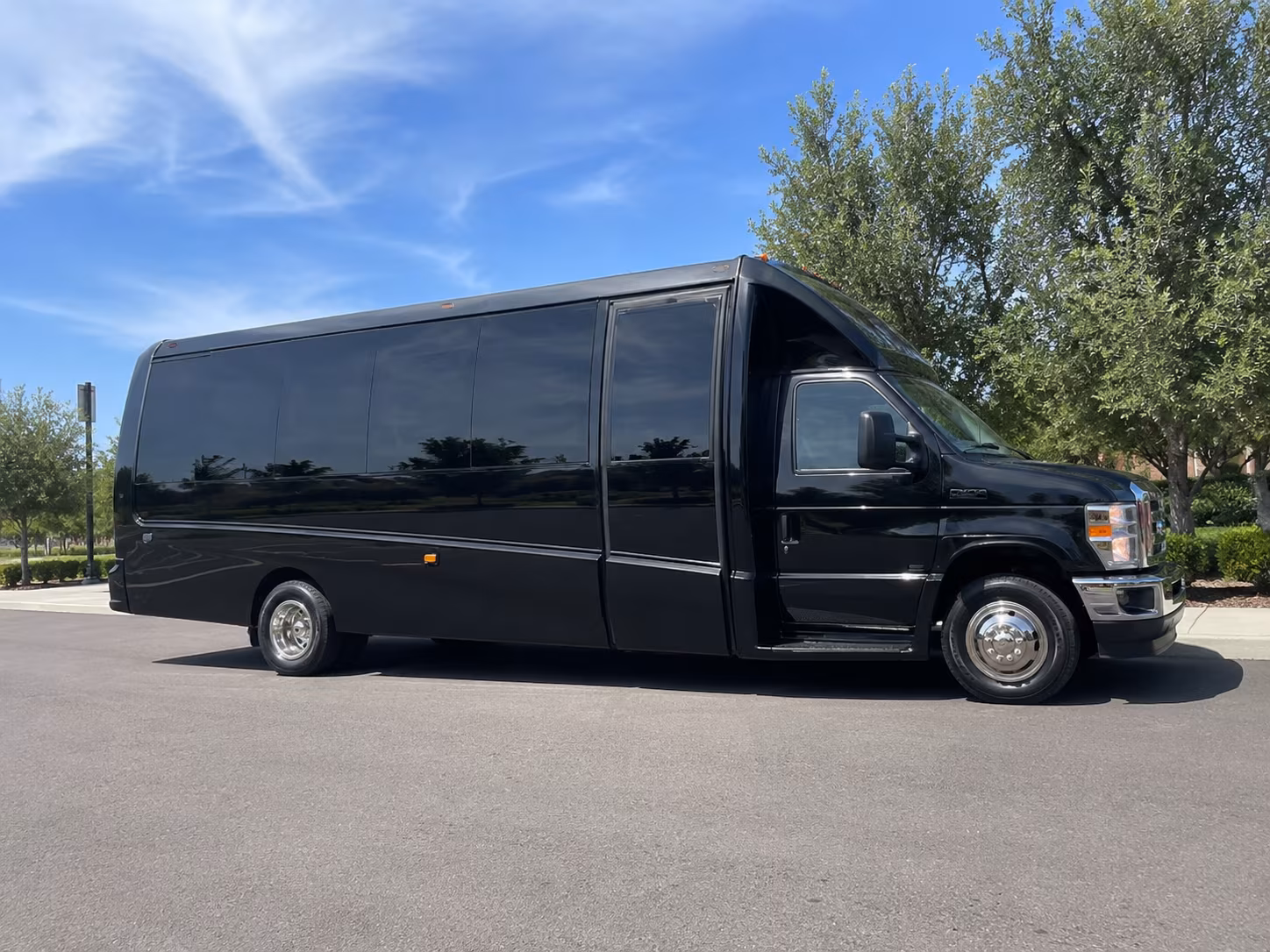 employee shuttle buses for mckinney s growing business parks