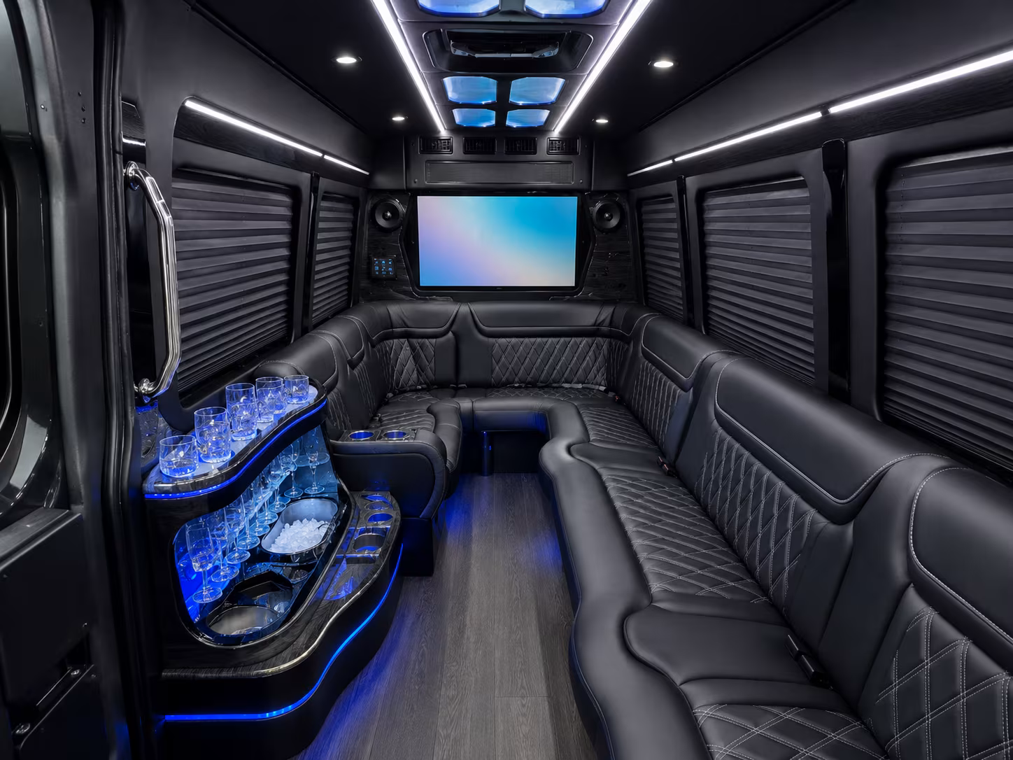 mckinney airport transfers for government and military groups