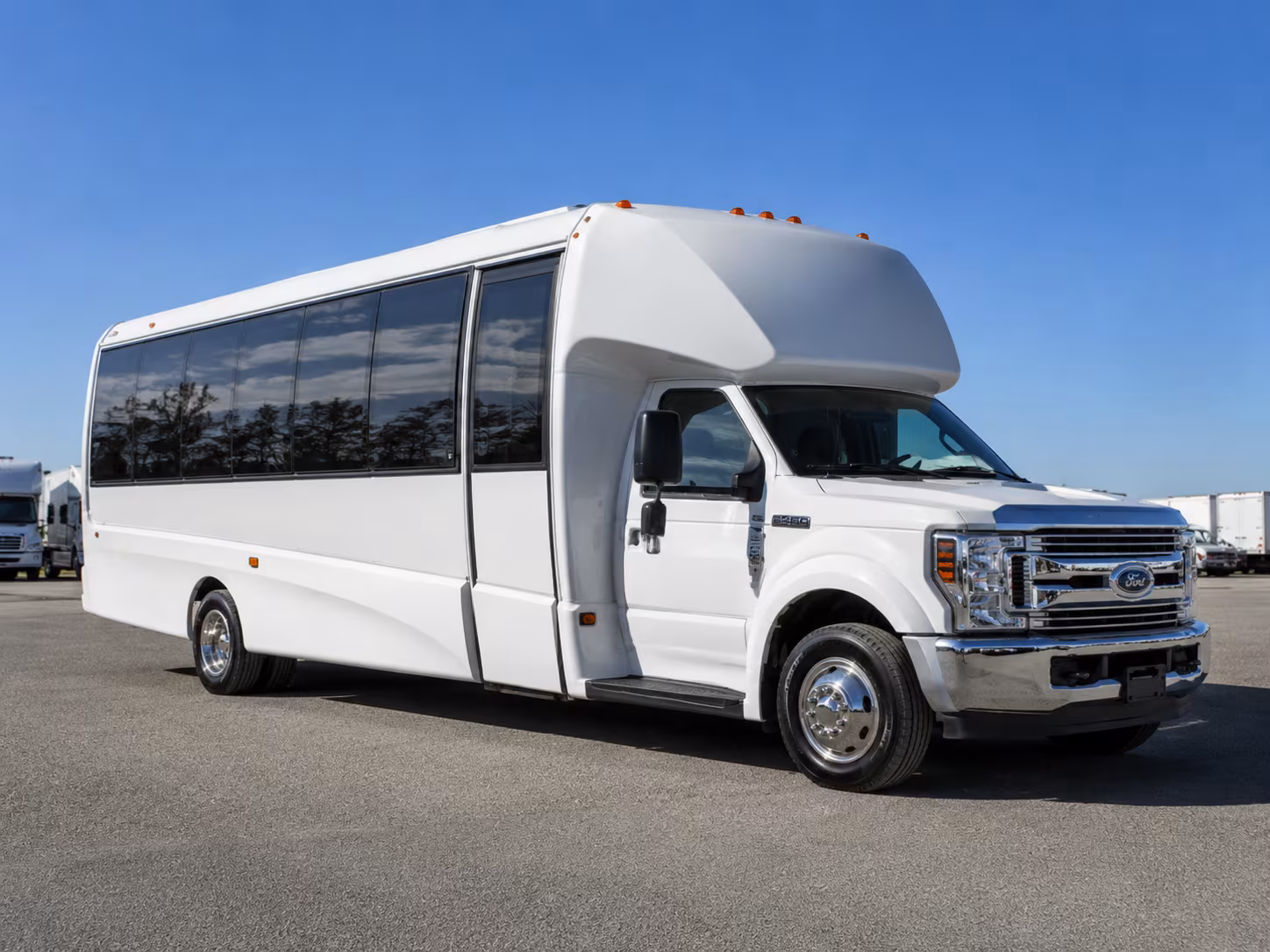 minibuses for mckinney arts and history field trips