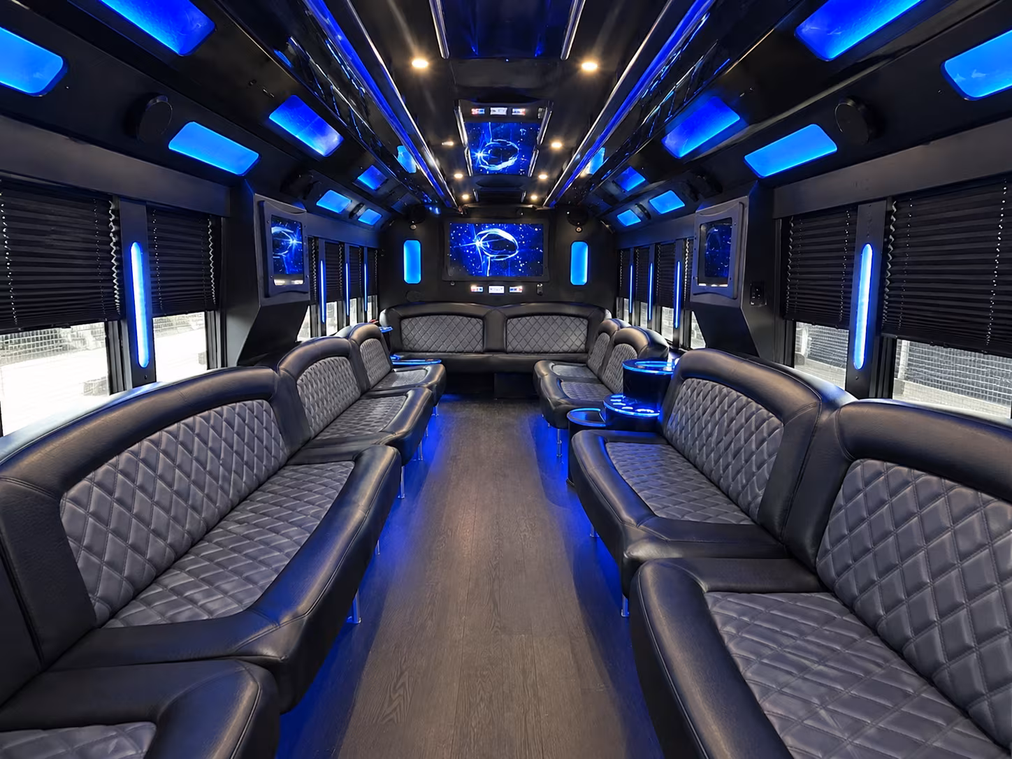 party buses to deep ellum and uptown dallas music venues